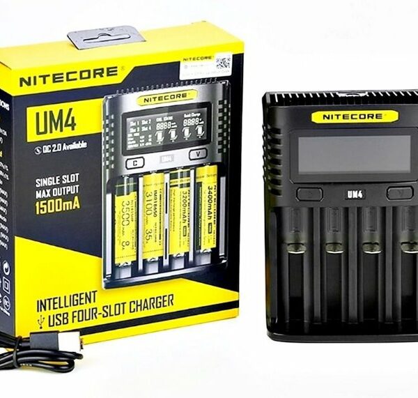 CARREGADOR UM4 LCD USB - NITECORE